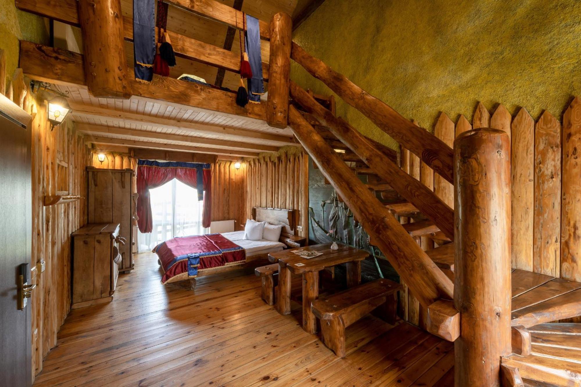 Stara Pravda Hotel - History Boekovel Buitenkant foto